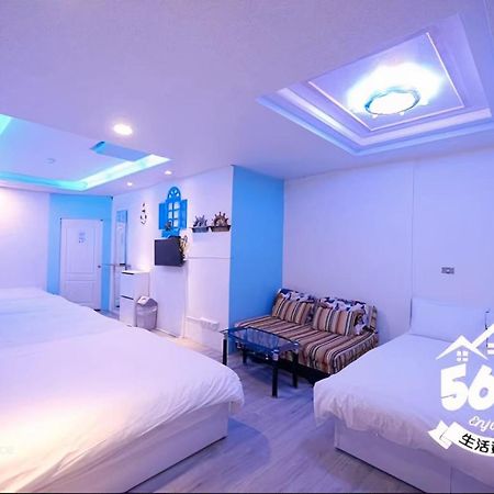 Appartamento Fengjia Pig'S House Taichung Esterno foto