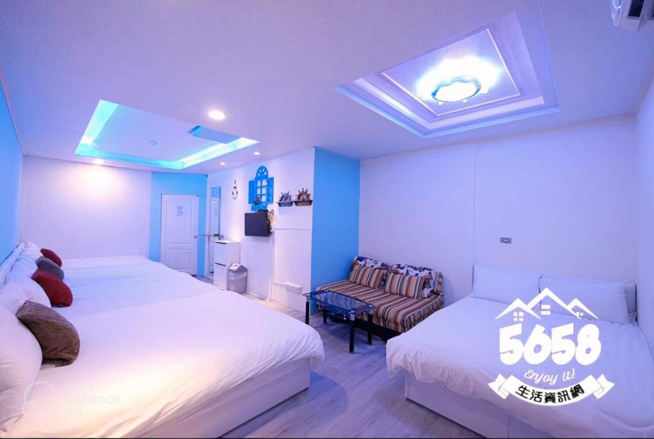 Appartamento Fengjia Pig'S House Taichung Esterno foto